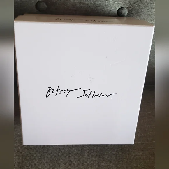 Betsey Johnson White Satchel with Red Heart Accents & Crossbody Strap - Picture 13 of 14